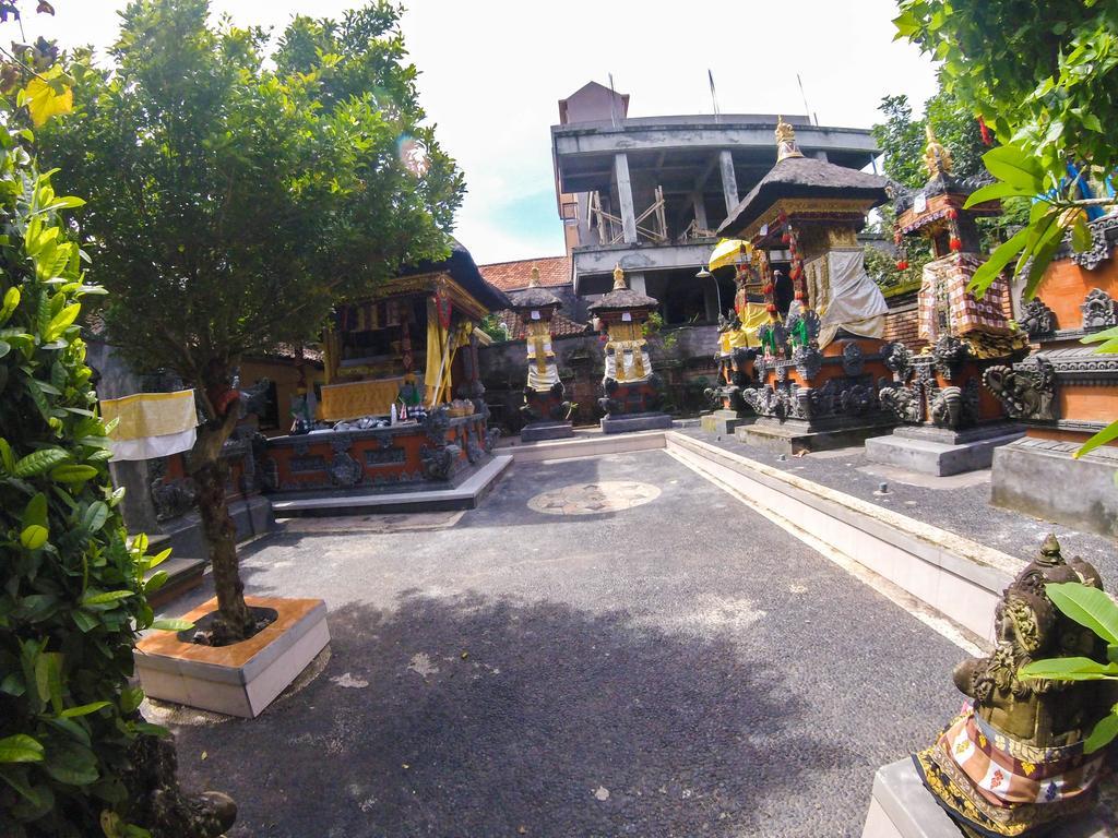 Shiva House Hotel Ubud  Exterior photo