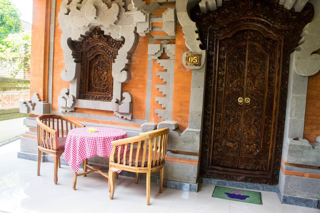 Shiva House Hotel Ubud  Exterior photo